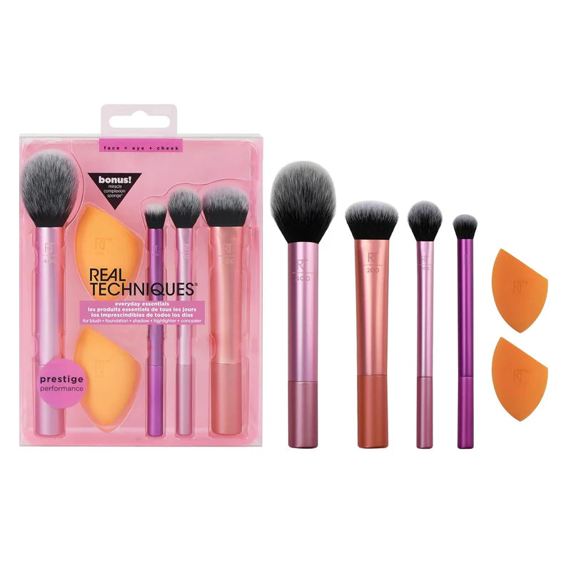 Real Techniques Everyday Essentials Brush & Sponge Set