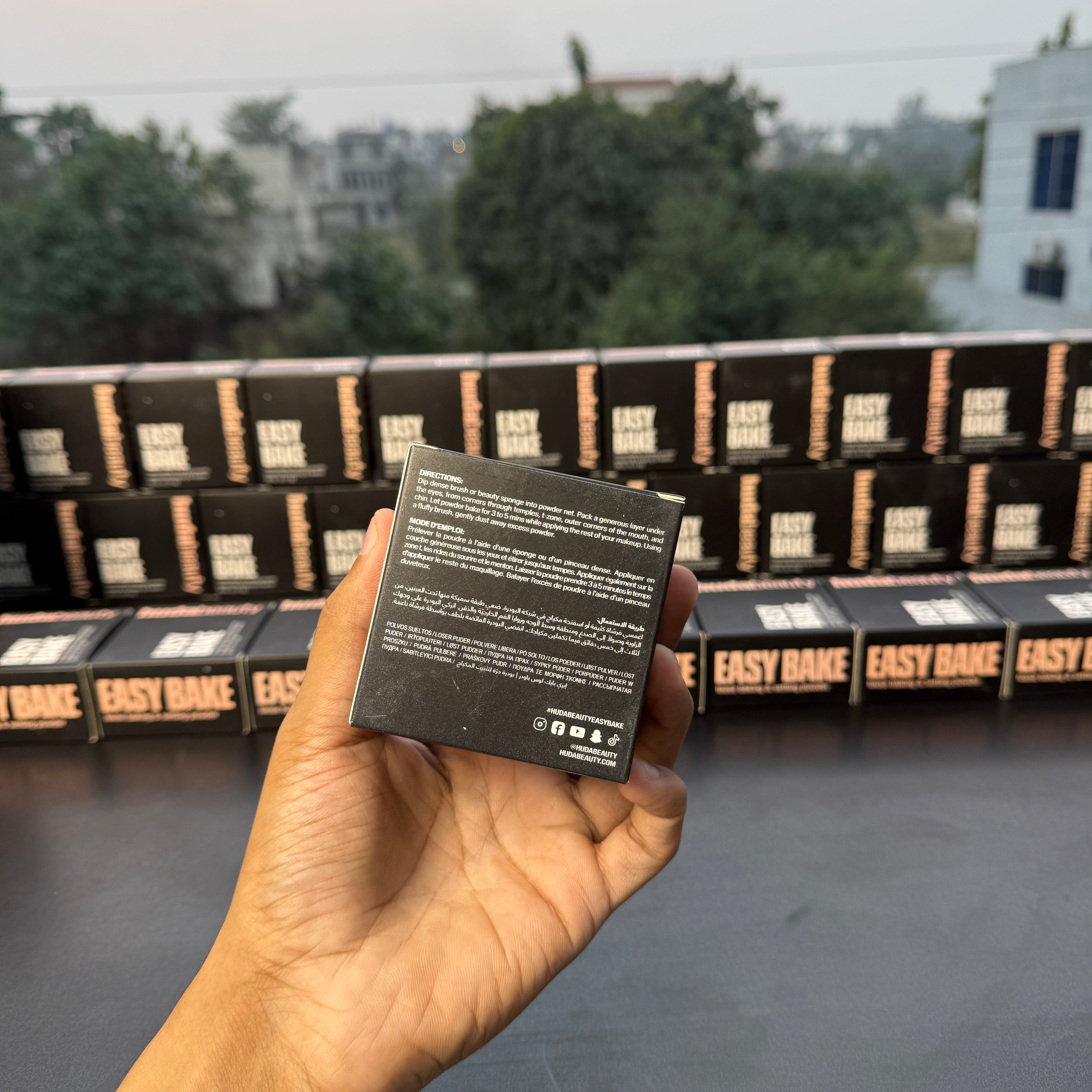 Huda Beauty Easy Bake Loose Baking & Setting Powder (Shade=Pound Cake)