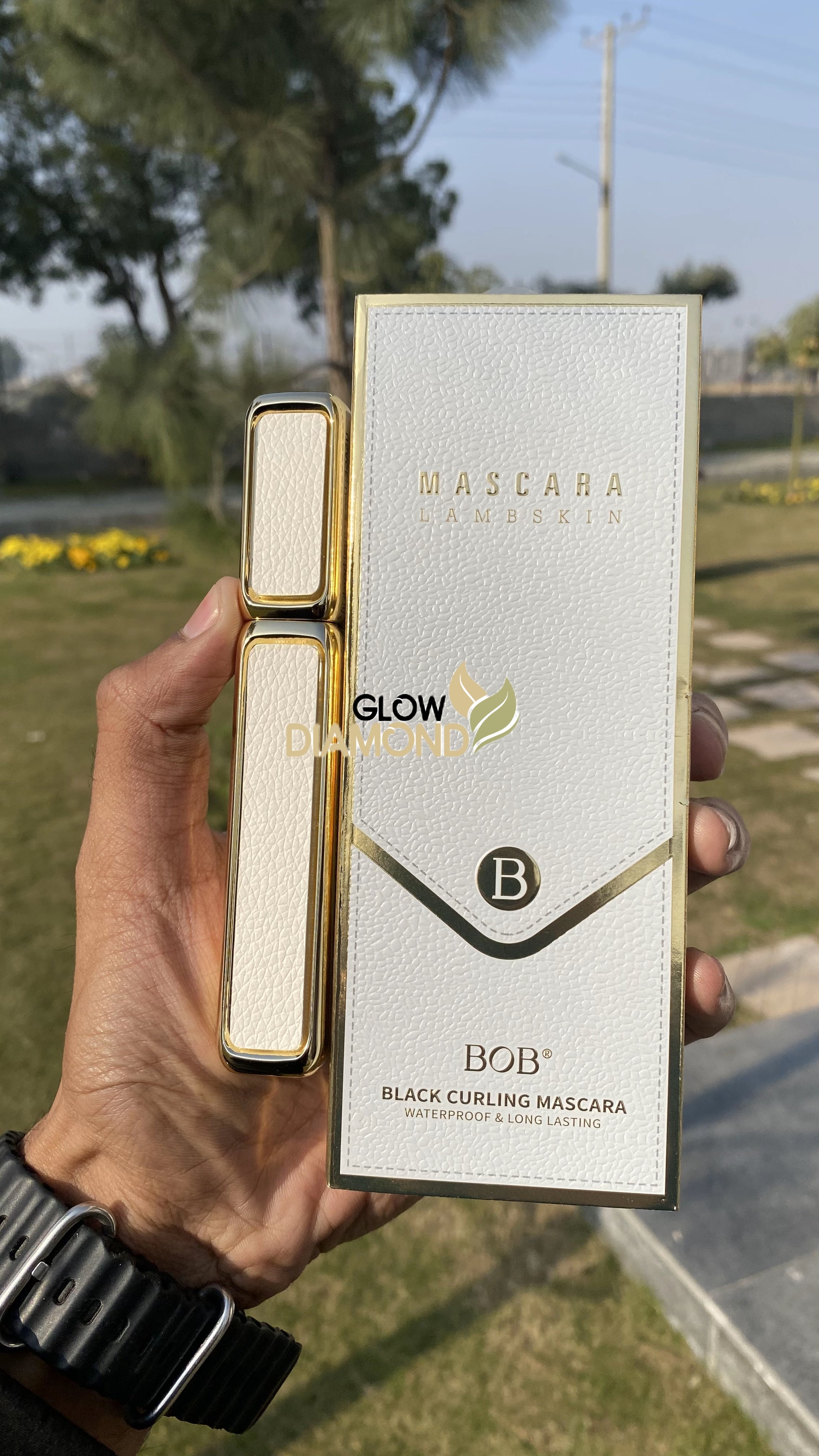 BOB LAMBSKIN MASCARA, BLACK CURLING WATERPROOF & LONG LASTING